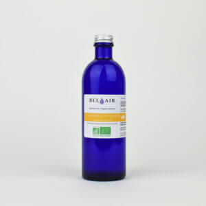 Hydrolat de camomille romaine pour chien et chat